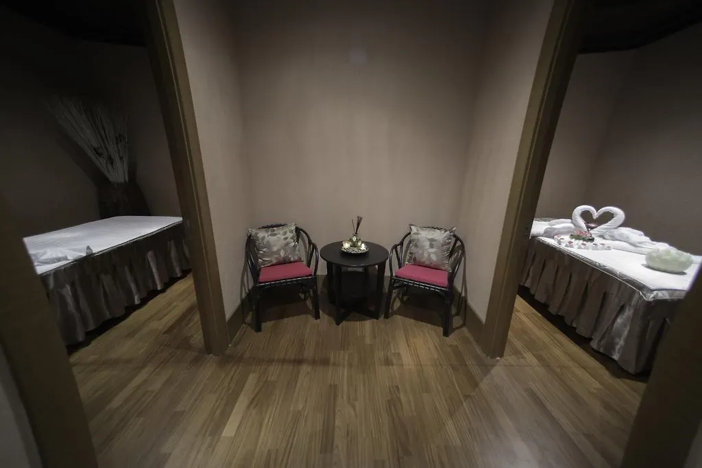 Tryp By Wyndham Abu Dhabi City Center Hotel